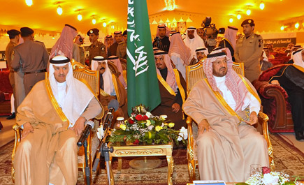 فيما أعلن الأمير سعود قبول عضوية المرشدين السياحيين 