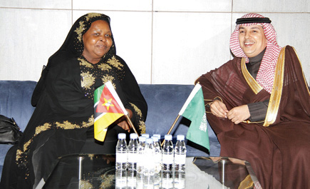 موزمبيق تدعو السعوديين للاستثمار في مواردها الطبيعية 