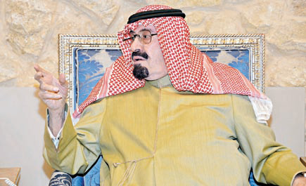 المليك يستقبل ولي العهد وعددًا من الأمراء 