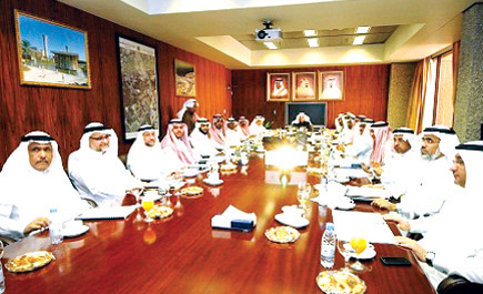 مجلس جامعة الملك فهد يعيد تشكيل مجلس عمادة البحث العلمي 