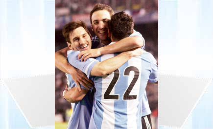 سحر ميسي يقود الأرجنتين إلى فوز جديد في تصفيات المونديال 