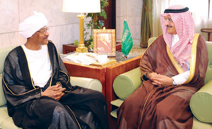 أمير منطقة الرياض ونائبه يستقبلان السفير السوداني لدى المملكة 