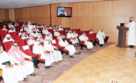 «الصفر الفعال» في ملتقى الشباب الهوية والمسؤولية بجامعة أم القرى 