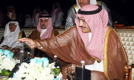 أمير منطقة الرياض يدشن عدداً من مشاريع المياه في منطقة الرياض