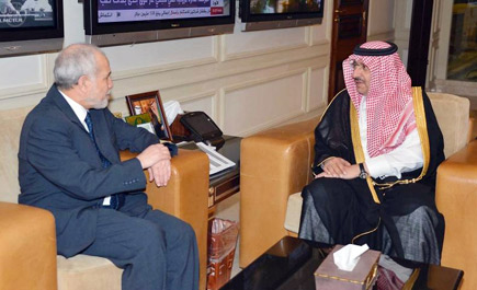 نائب أمير منطقة الرياض يستقبل القائم بأعمال السفارة التونسية 