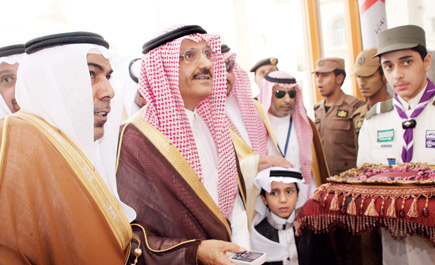 أمير منطقة الرياض دشن عدداً من المشاريع التعليمية الجديدة 