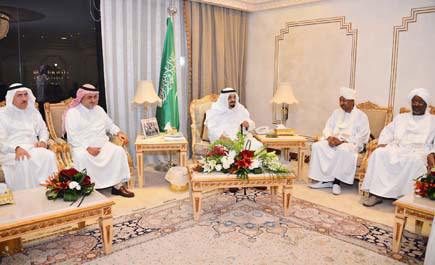 الأمير مشعل يستقبل وزير الاستثمار السوداني 