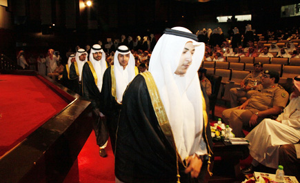 تخريج دفعة من طلاب طبية الأمير سلطان العسكرية