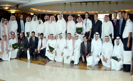السعودية بالقصيم تكرم وكالات السفر والموظفين المميزين لعام 2012 م 