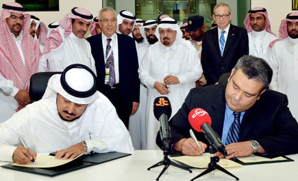 جامعة سلمان توقع عقد خدمات مع جامعة كاليفورنيا إرفاين الأمريكية 