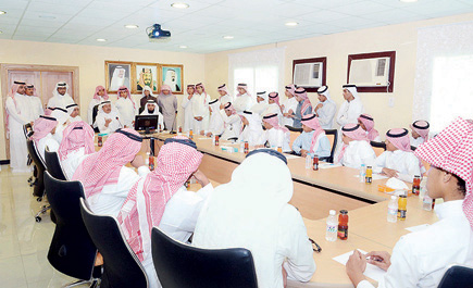 مدير مكتب العمل بمكة المكرمة: شركة وطنية عرضت ألف وظيفة للسعوديين لم تجد أحداً 