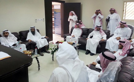 أمين منطقة القصيم يطلع على مشاريع بلدية قصر ابن عقيّل 