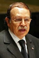 الرئيس الجزائري يتعرض لجلطة دماغية (عابرة) 