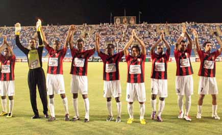 في غضون (48) ساعة سيشهد منزل الجفن توقيع لاعبين 