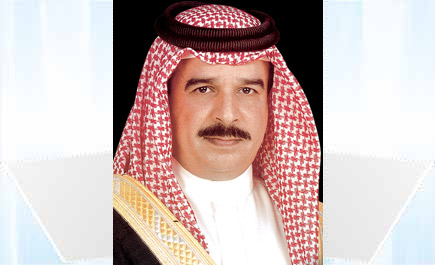 ملك البحرين ينوه بجهود خادم الحرمين في تعزيز الحوار بين أتباع الأديان 