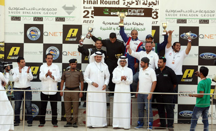 فريق الجزيرة فورد يحقق أول بطولة دريفت احترافية سعودية 