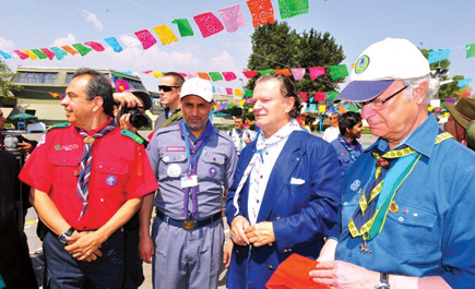 ملك السويد يشيد بدعم خادم الحرمين الشريفين للسلام والحوار العالمي