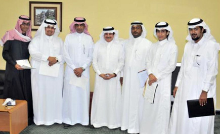 رموز المملكة ونجوم الكرة والفن و «المواهب» و«الفروسية» في «مهرجان أبها يجمعنا»