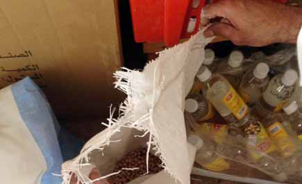 بلدية عنيزة تداهم سكن عمالة خصص لتجهيز البليلة 