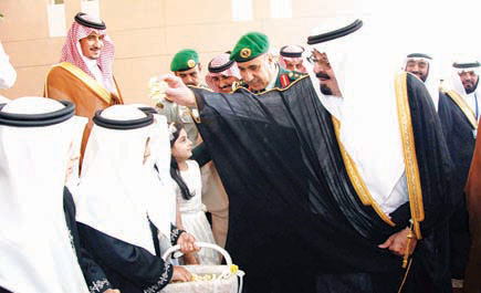 الملك عبد الله يتبنى مبدأ الإصلاح والتطوير وابتكار الحلول