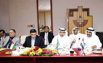 العرب يزكّون القنَّاص نائباً أول لرئيس الاتحاد العربي للكاراتيه