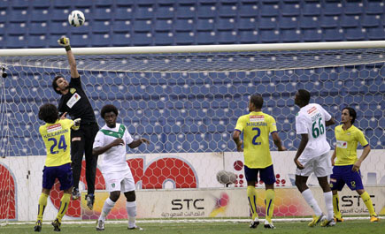 بارك للأهلي وأكد أن فريقه لم يقدم المستوى ليتأهل.. رئيس النصر: 