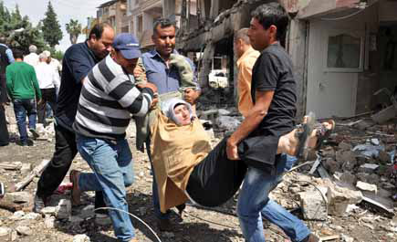 (41) قتيلاً في انفجارسيارتين بتركيا..وأنقرة تتهم الأسد ونظامه 