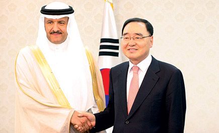 رئيس وزراء جمهورية كوريا الجنوبية يستقبل الأمير سلطان بن سلمان بن عبد العزيز 