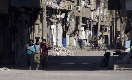 المعارضة لن تشارك اجتماع «أصدقاء سوريا».. واشتباكات عنيفة في سجن حلب 
