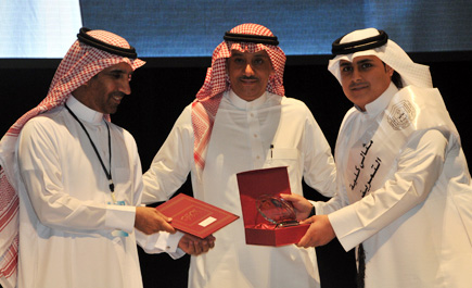 اختتام الأنشطة الطلابية بجامعة الملك سعود وتكريم المتميزين 
