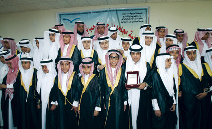 الرياض: شركة صينية تسلم (200) مدرسة نموذجية قريباً 