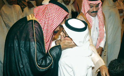 نقل تحيات خادم الحرمين الشريفين.. سمو ولي العهد لأهالي منطقة مكة المكرمة: 