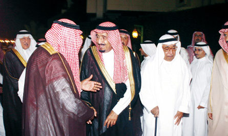 دماؤنا كدمائكم حمراء ليس بيننا فرق  ورحم الله امرأً أهداني عيوبي 