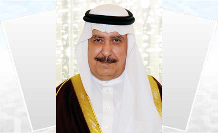 الأمير فهد بن عبدالله يوقع عقداً لتطوير مطار الملك خالد الدولي وإنشاء الصالة الخامسة 