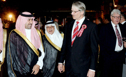 نائب أمير منطقة الرياض يحضر حفل سفارة النرويج 
