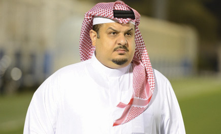 زلاتكو يمنح اللاعبين غير المغادرين إلى «قطر» إجازة موسمية 
