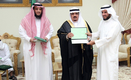 محافظ شقراء يلتقي المشاركين في لجان استقبال أمير الرياض 