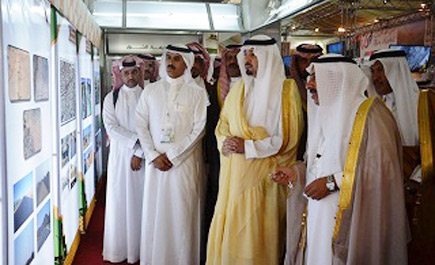 الأمير مشعل بن عبدالله يرعى انطلاقة ملتقى أمانة نجران 2013 