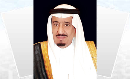 ولي العهد يشكر الشيخ إسماعيل العتيق لوقف مكتبته الخاصة على دارة الملك عبدالعزيز 