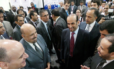 وزير التعليم العالي يزور جناح جامعة المجمعة بواشنطن 