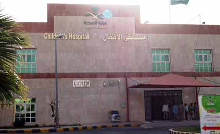 نجاح نقل مرضى العناية المركزة والحضانة من مستشفى الأطفال بالطائف إلى «المقر الجديد» 