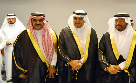 الدفاع المدني بحائل يكرم اللواء الزهراني 