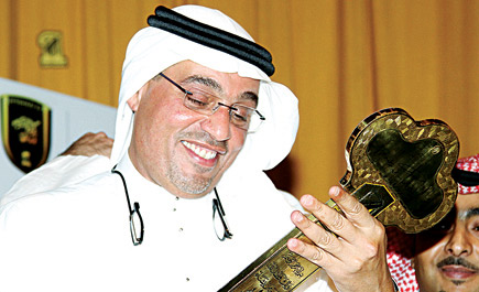 جمجوم يستبعد إقامة معسكر خارجي .. ويؤكد إقامة احتفالية كبرى