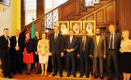 وفد مسؤولي الإعلام الخارجي في دول مجلس التعاون يزور ستوكهولم