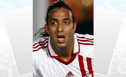 المصري «ميدو» يعلن اعتزال كرة القدم نهائياً 