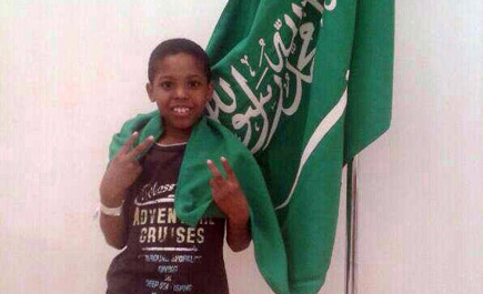 الدوسري يحتفل بابنيه 