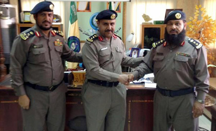 المحيمل عقيداً 