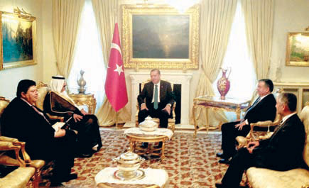 أردوغان والأمير متعب بن عبدالله استعرضا الموضوعات الإقليمية والدولية 