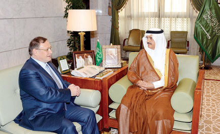 سمو أمير منطقة الرياض يستقبل السفير الروسي 