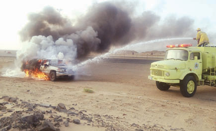 إخماد حريق في سيارة عائلة قرب مركز ظلم 